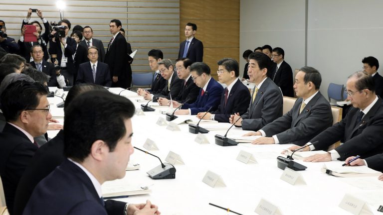 内閣、第一段階のIR施行令を閣議決定